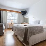 Lapland Bear's Hotel 4*