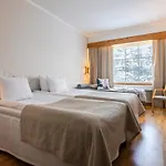Lapland Bear's Hotel 4*