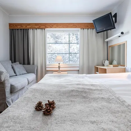 Lapland Bear's 4*