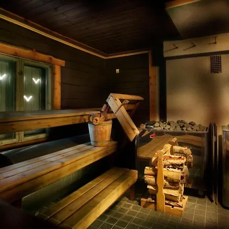 Lapland Bear's Hotel 4*