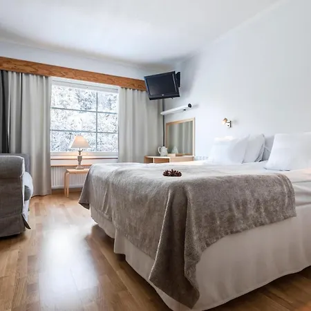 Lapland Bear's Hotelli 4*